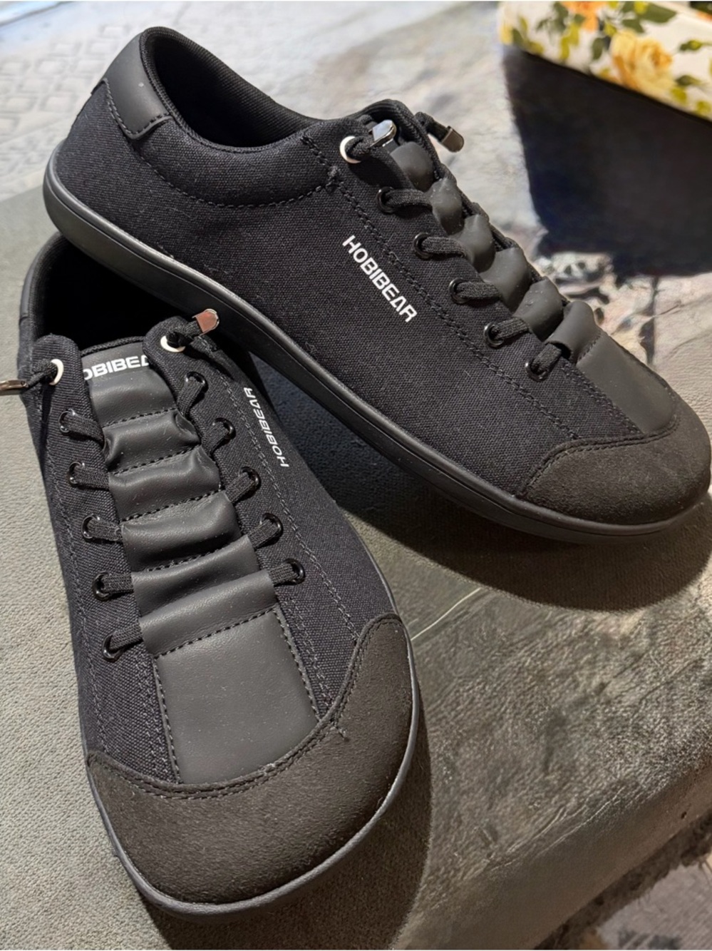 Hobibear Men's Black Low-Top Casual Sneakers - Cushioned Comfort